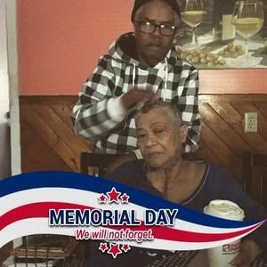 Meet your Posher, Deborah